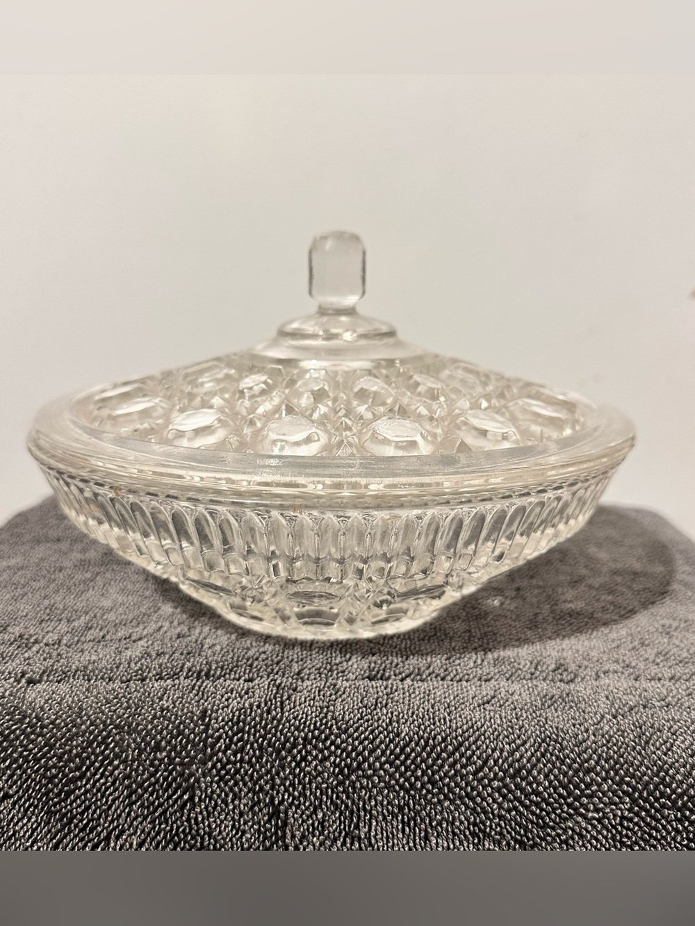 Vintage Federal Glass Windsor Button & Cane Clear Covered Candy Dish